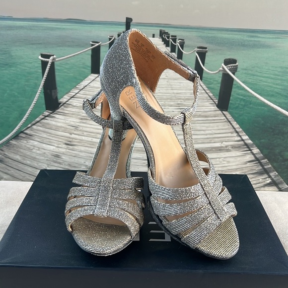 Naturalizer Women Delight Alloy Sparkle. - Picture 12 of 12